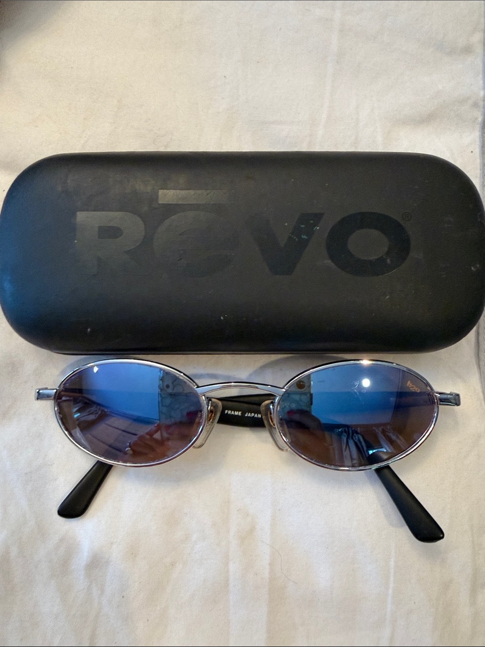 Men's, Vintage  Silver Frame Sunglasses with Blue Mirrored Lenses w Case